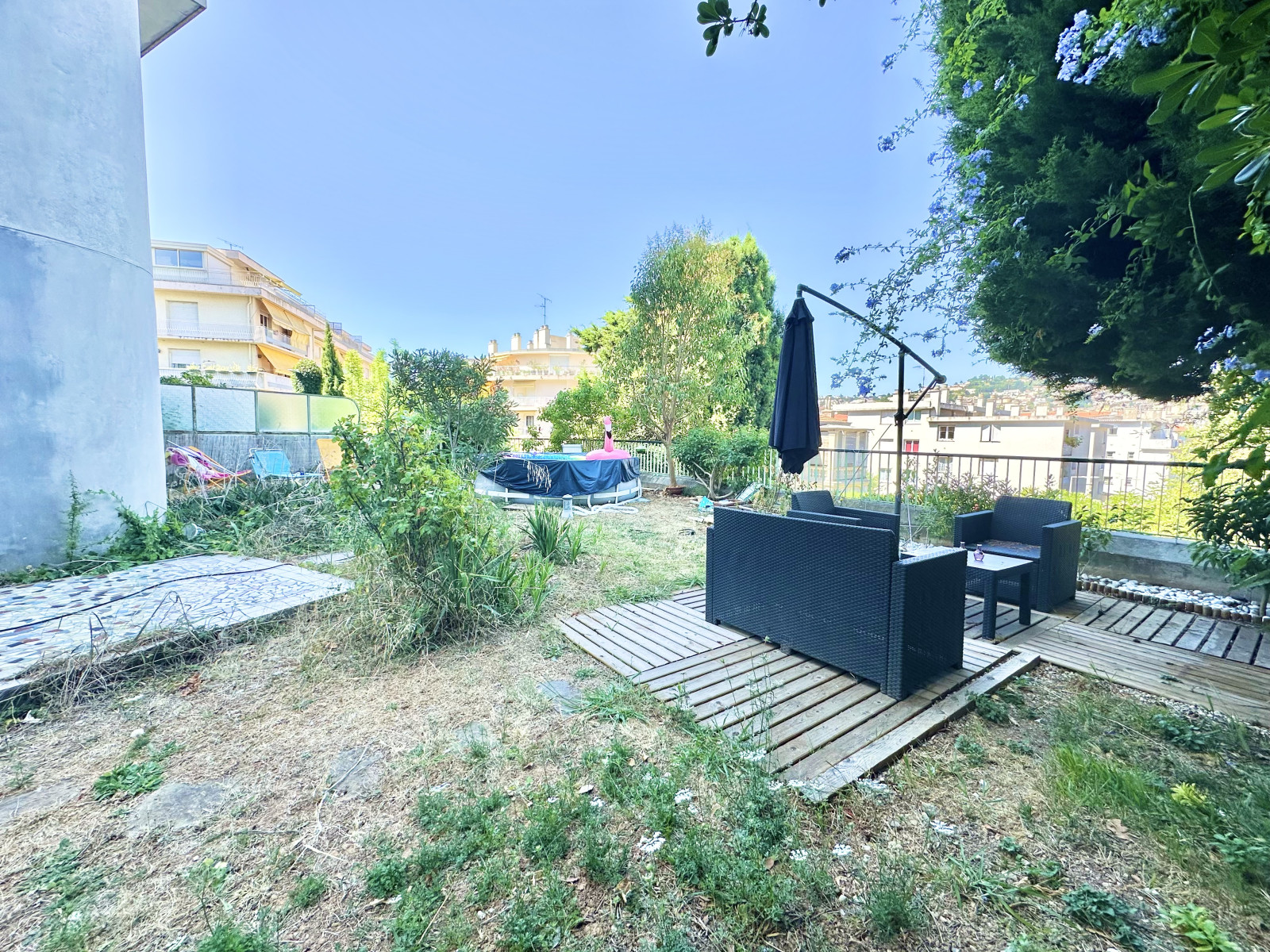 
                                                Vente
                                                 .