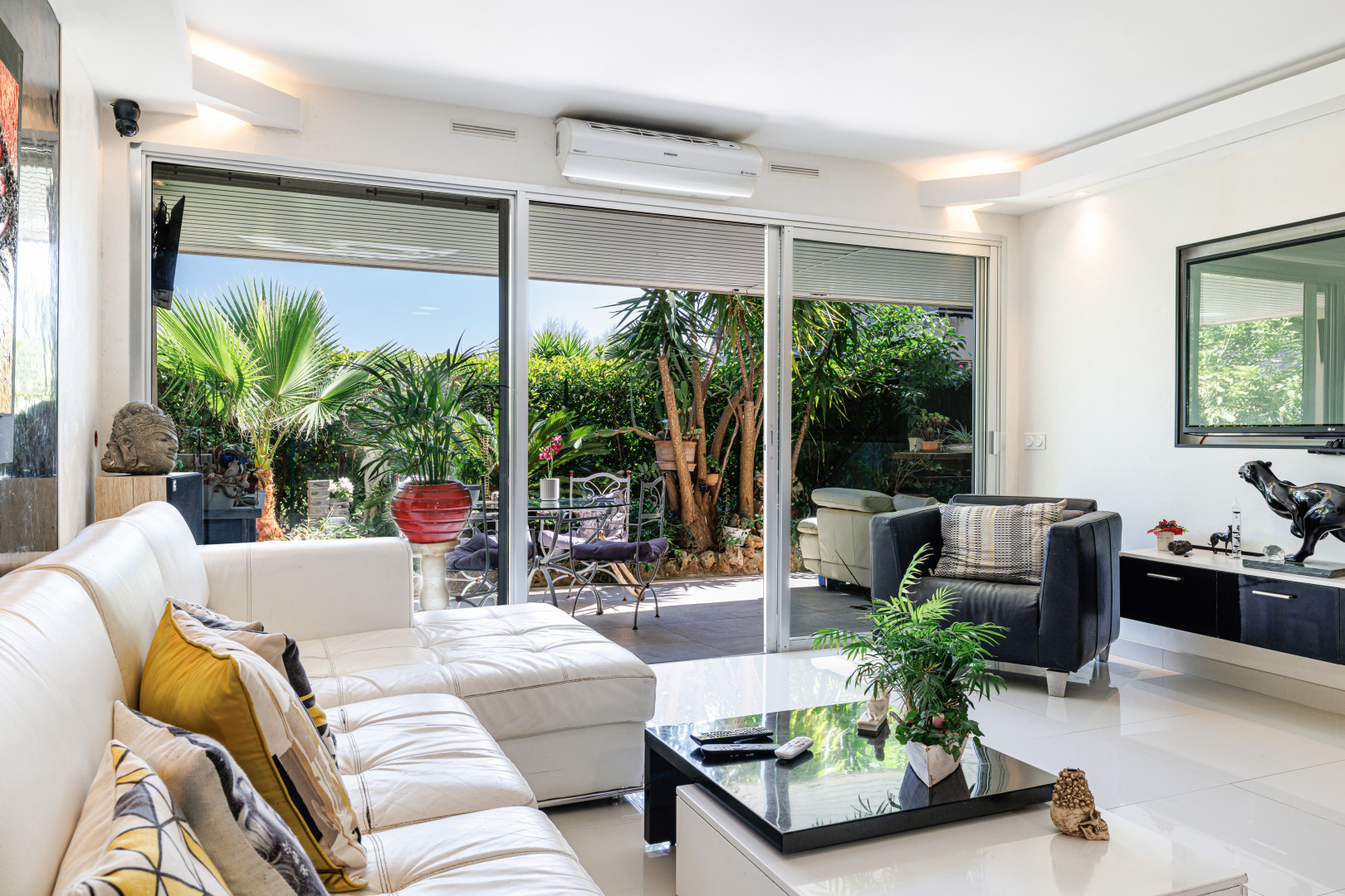 
                                                Vente
                                                 .