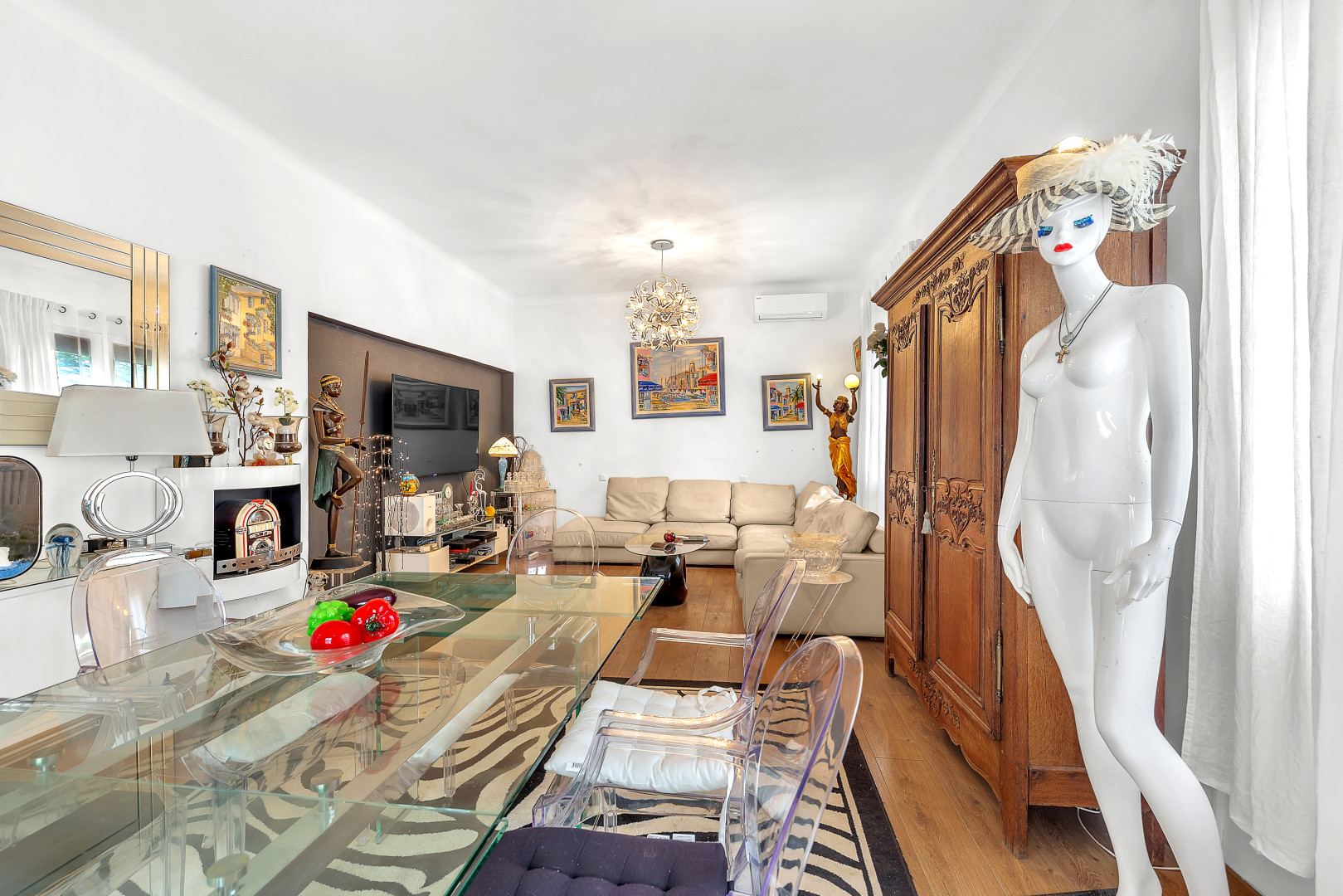 
                                                Vente
                                                 .