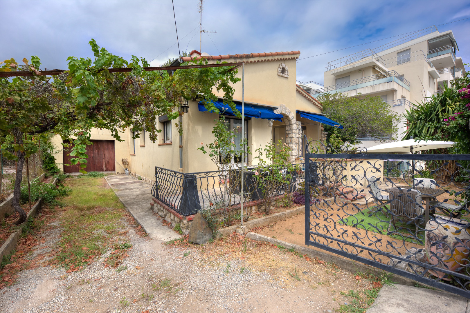 
                                                Vente
                                                 .