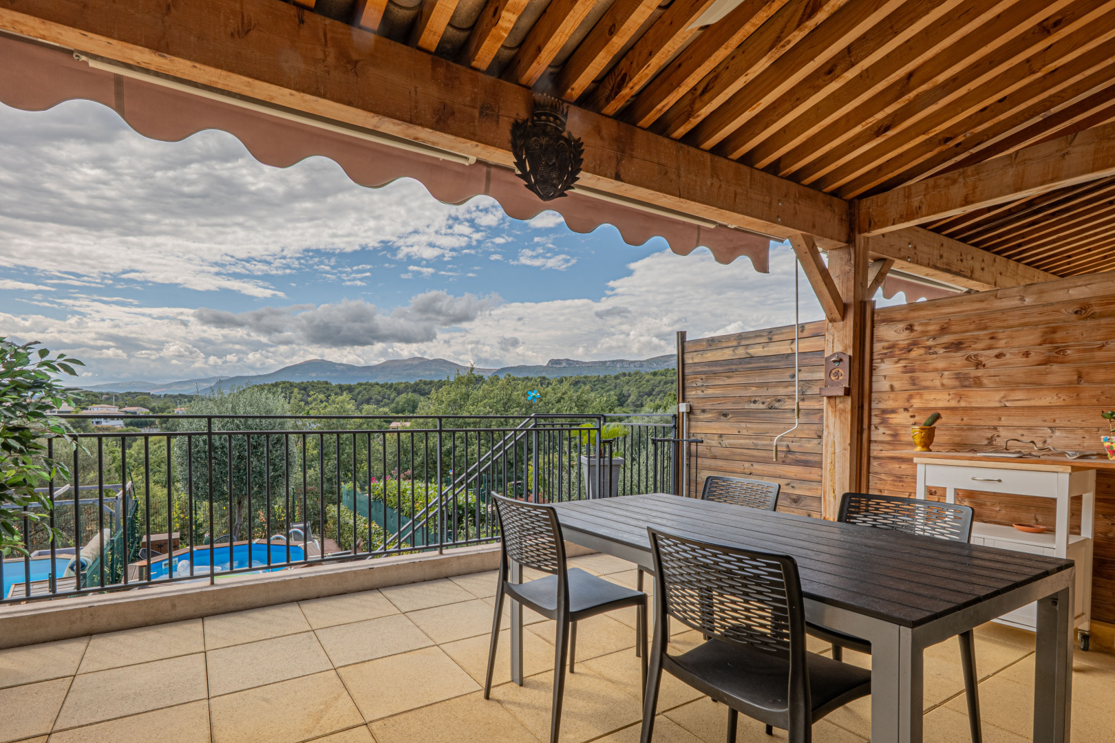 
                                                Vente
                                                 .