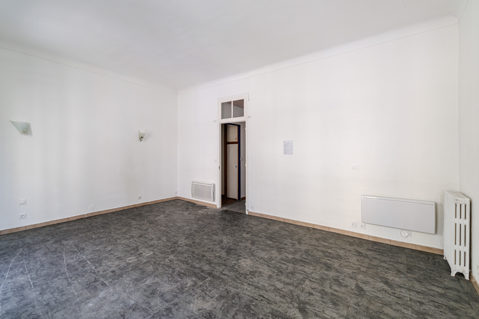 
                                                Vente
                                                 .