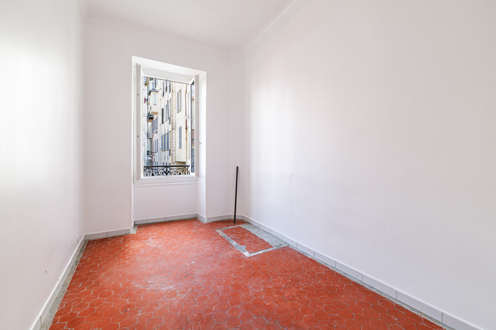 
                                                Vente
                                                 .