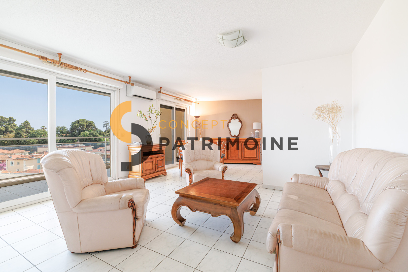 
                                                Vente
                                                 .