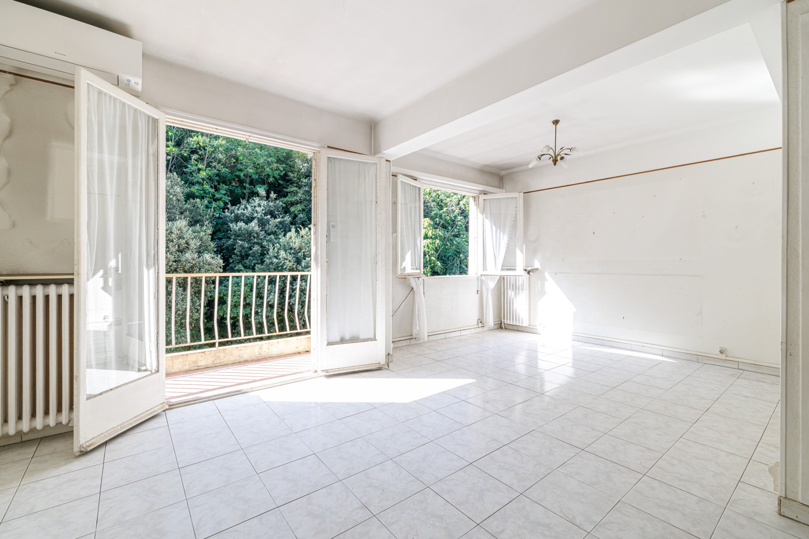 
                                                Vente
                                                 .