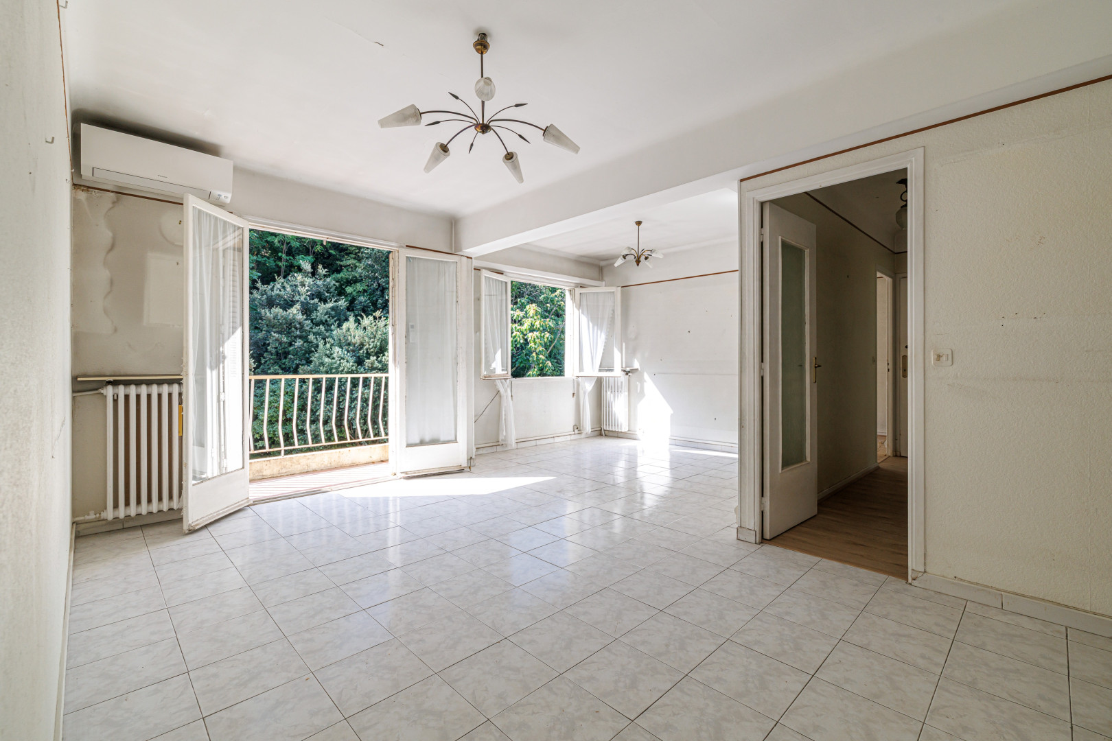 
                                                Vente
                                                 .