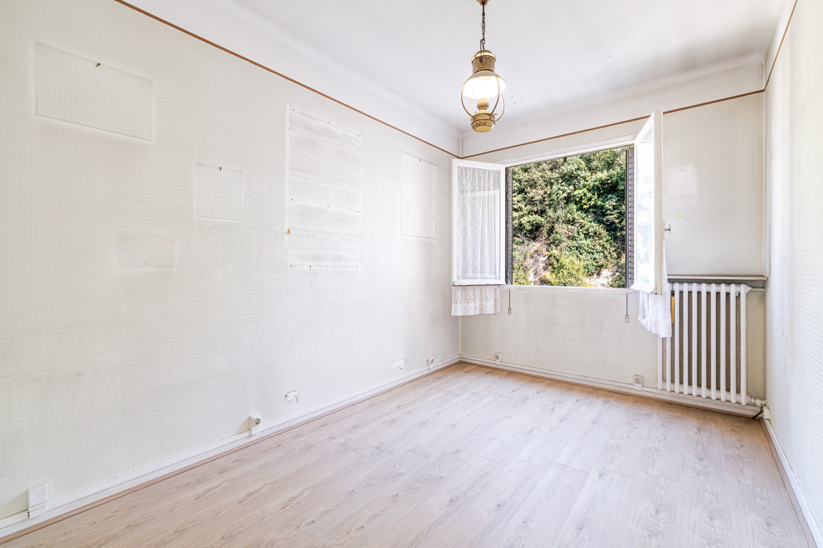 
                                                Vente
                                                 .