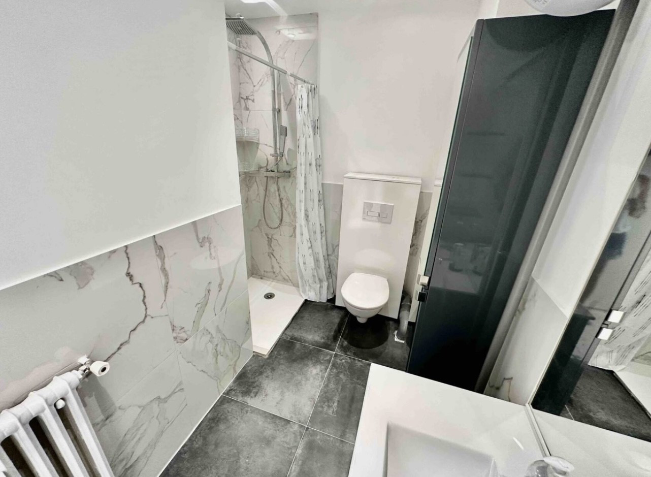 
                                                Location
                                                 .