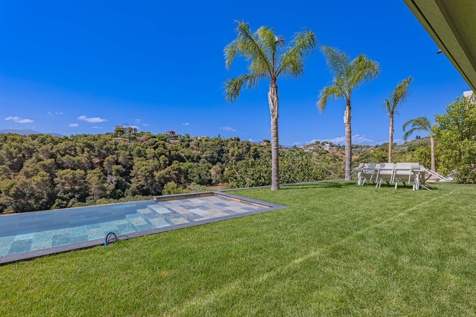 
                                                Vente
                                                 .