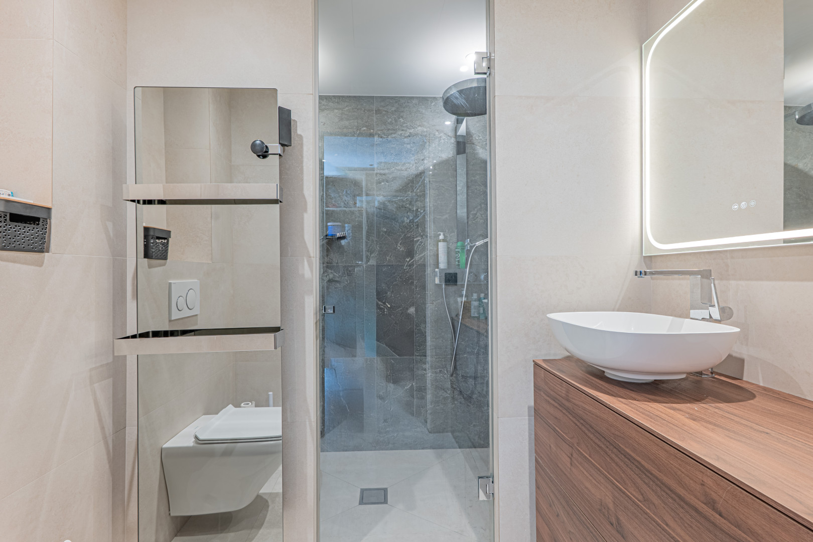 
                                                Vente
                                                 .