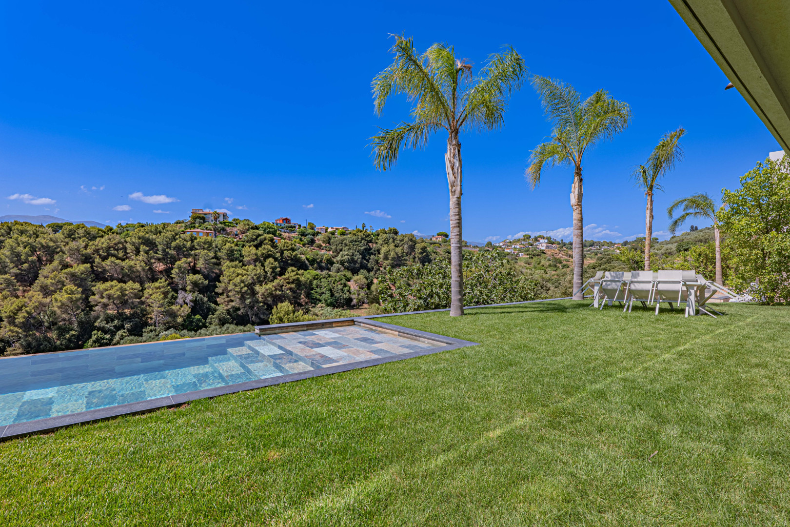 
                                                Vente
                                                 .