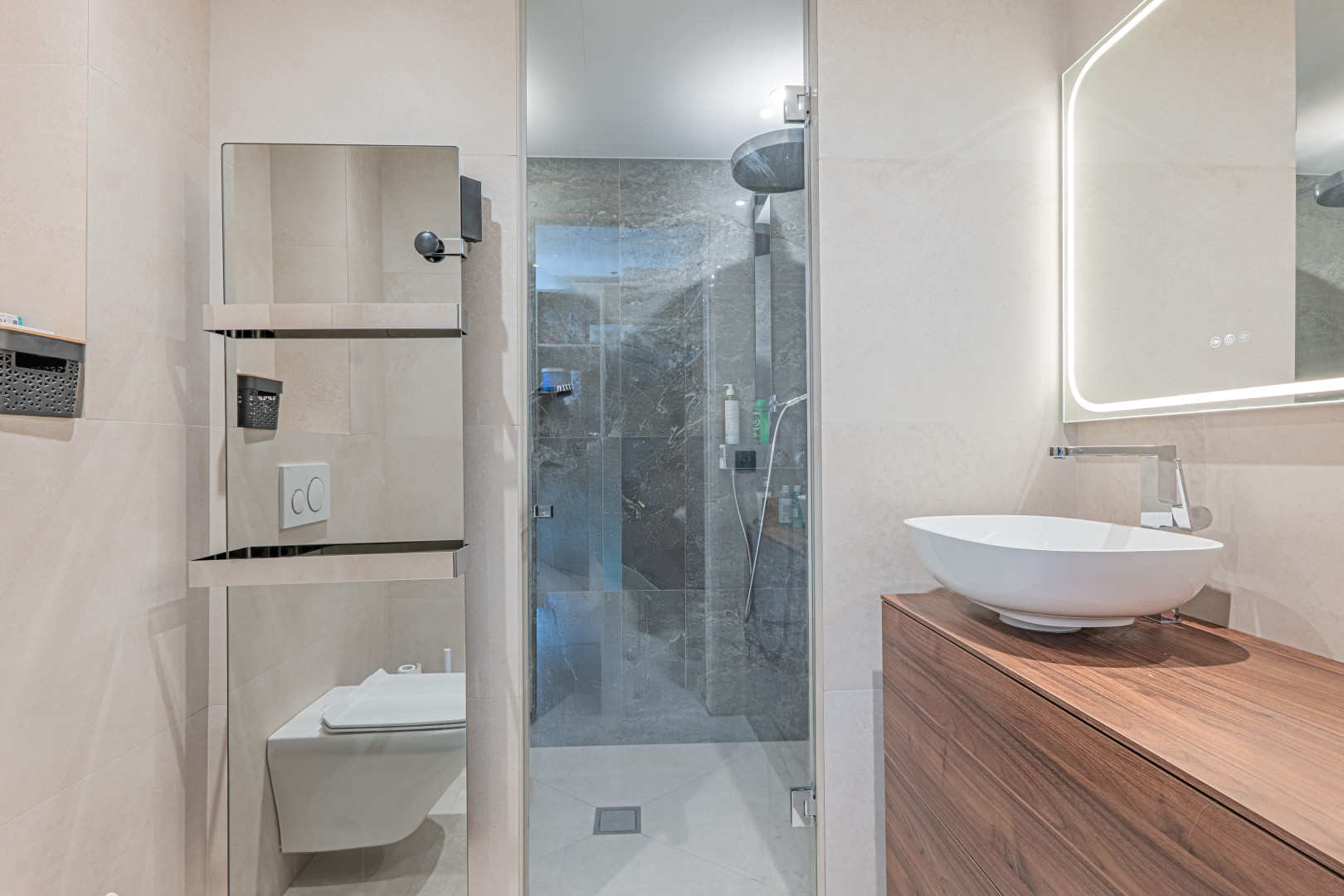 
                                                Vente
                                                 .