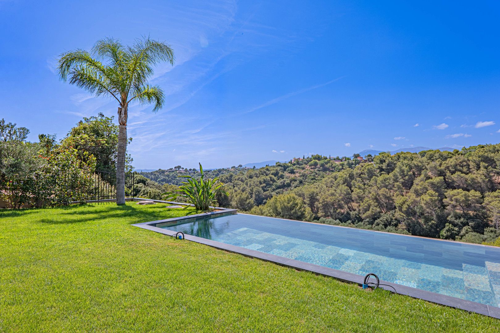 
                                                Vente
                                                 .