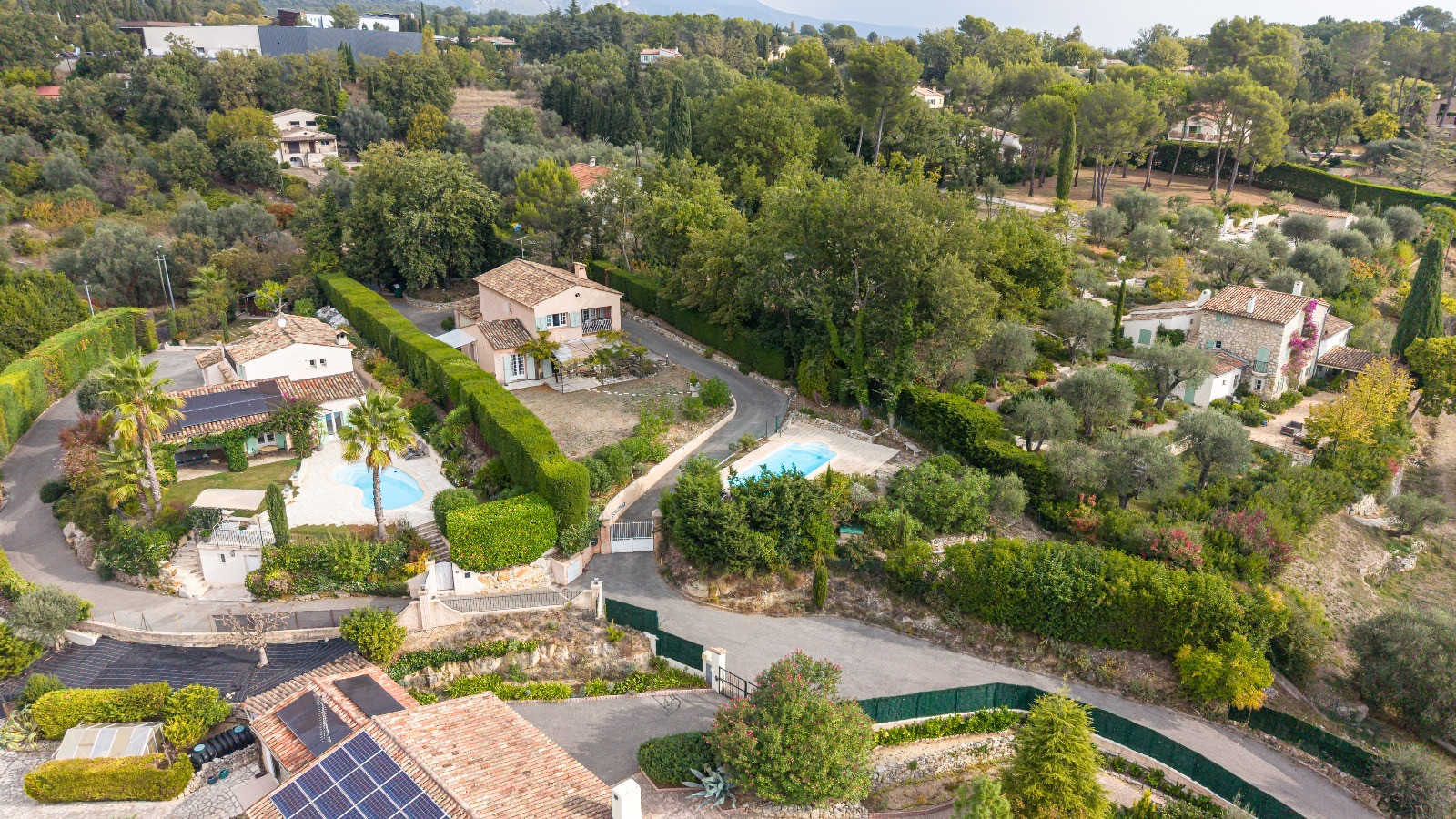 
                                                Vente
                                                 .