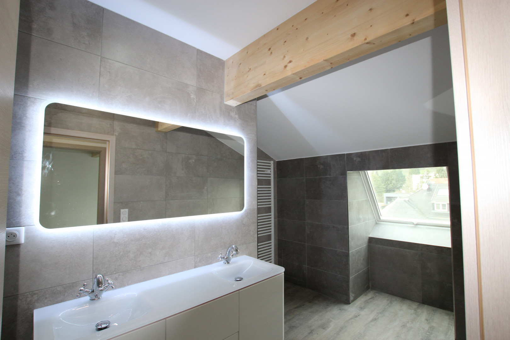 
                                                Vente
                                                 .