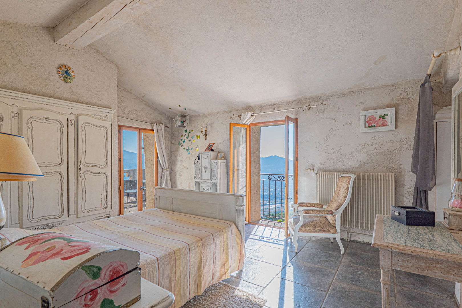 
                                                Vente
                                                 .