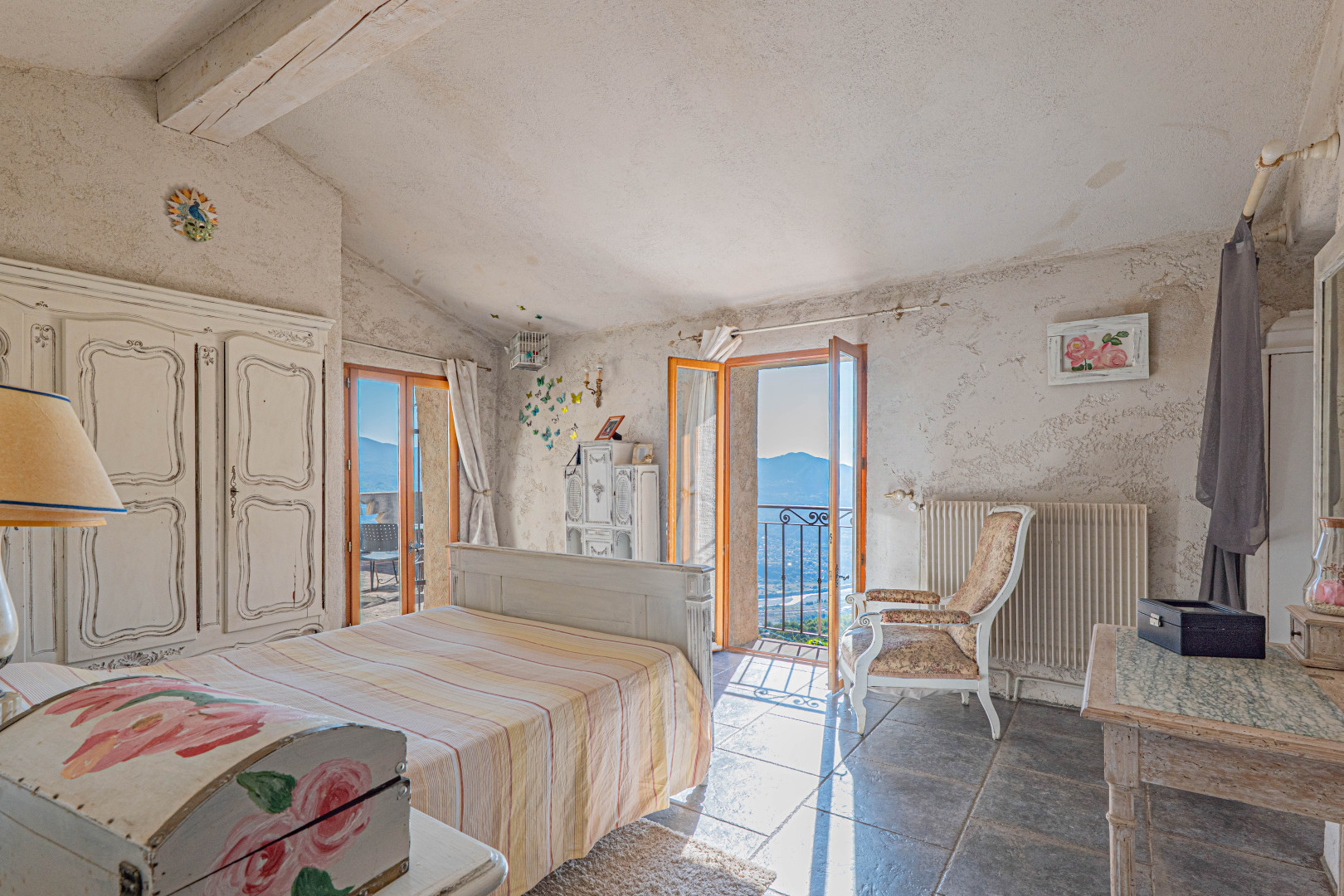 
                                                Vente
                                                 .