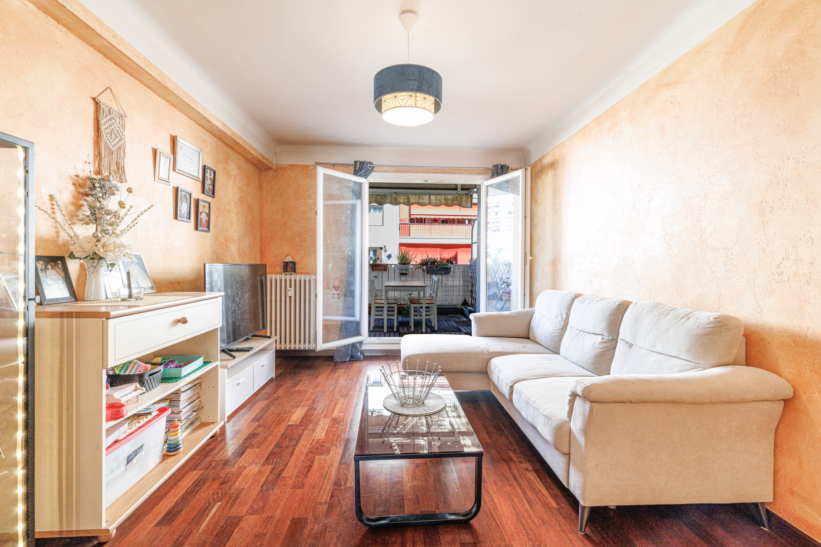 
                                                Vente
                                                 .