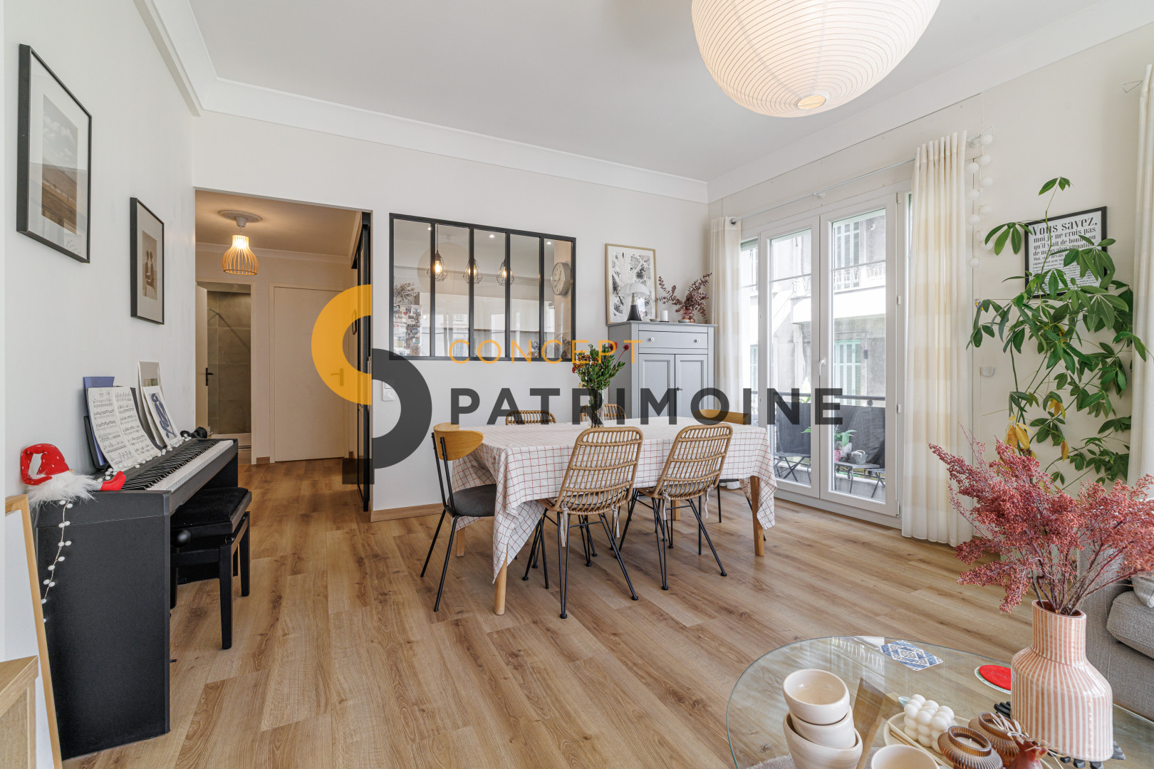 
                                                Vente
                                                 .