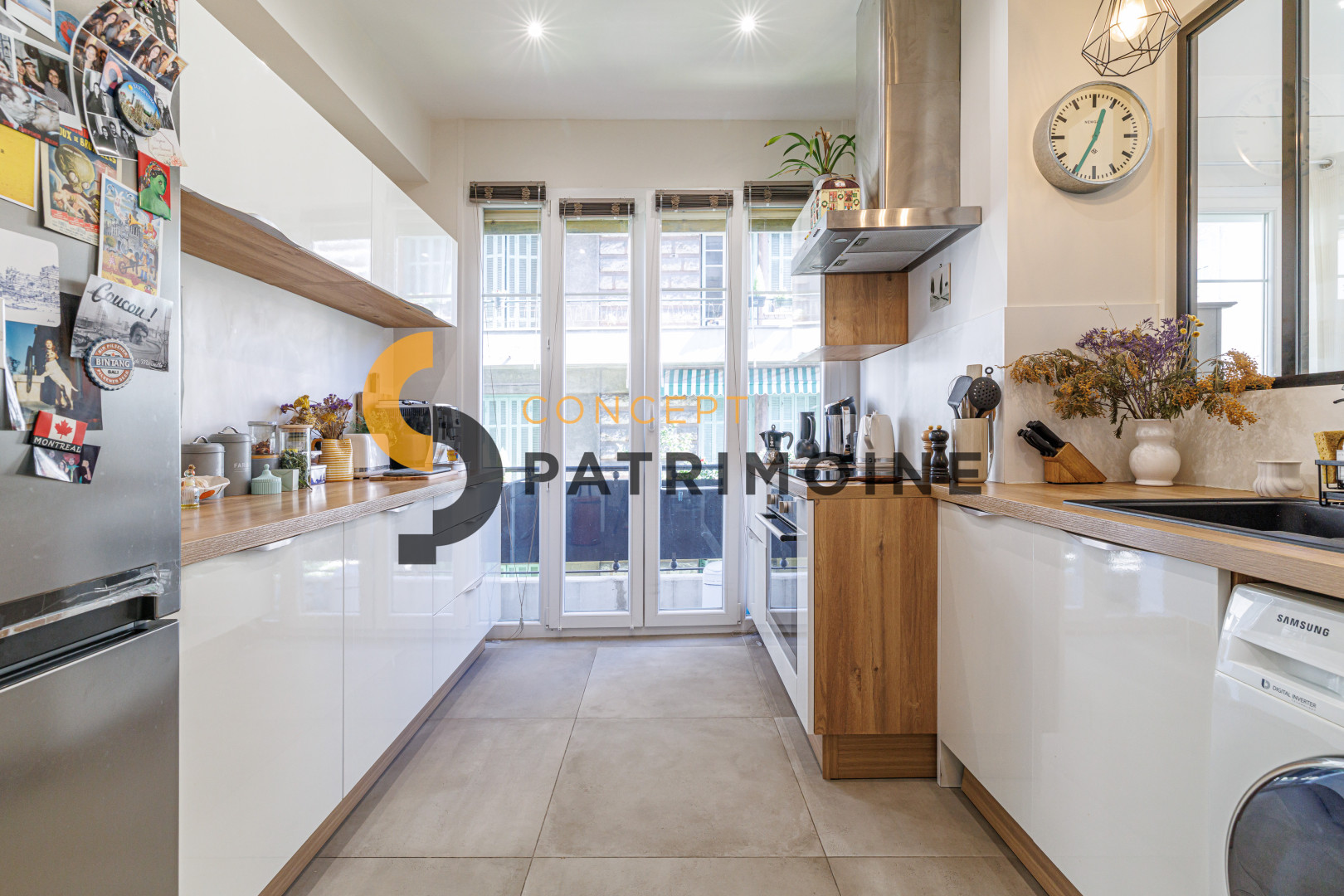 
                                                Vente
                                                 .