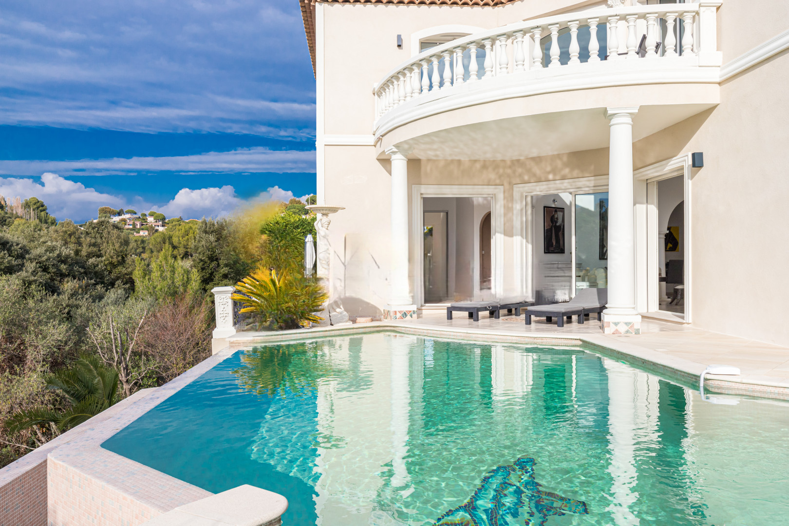 
                                                Location
                                                 .