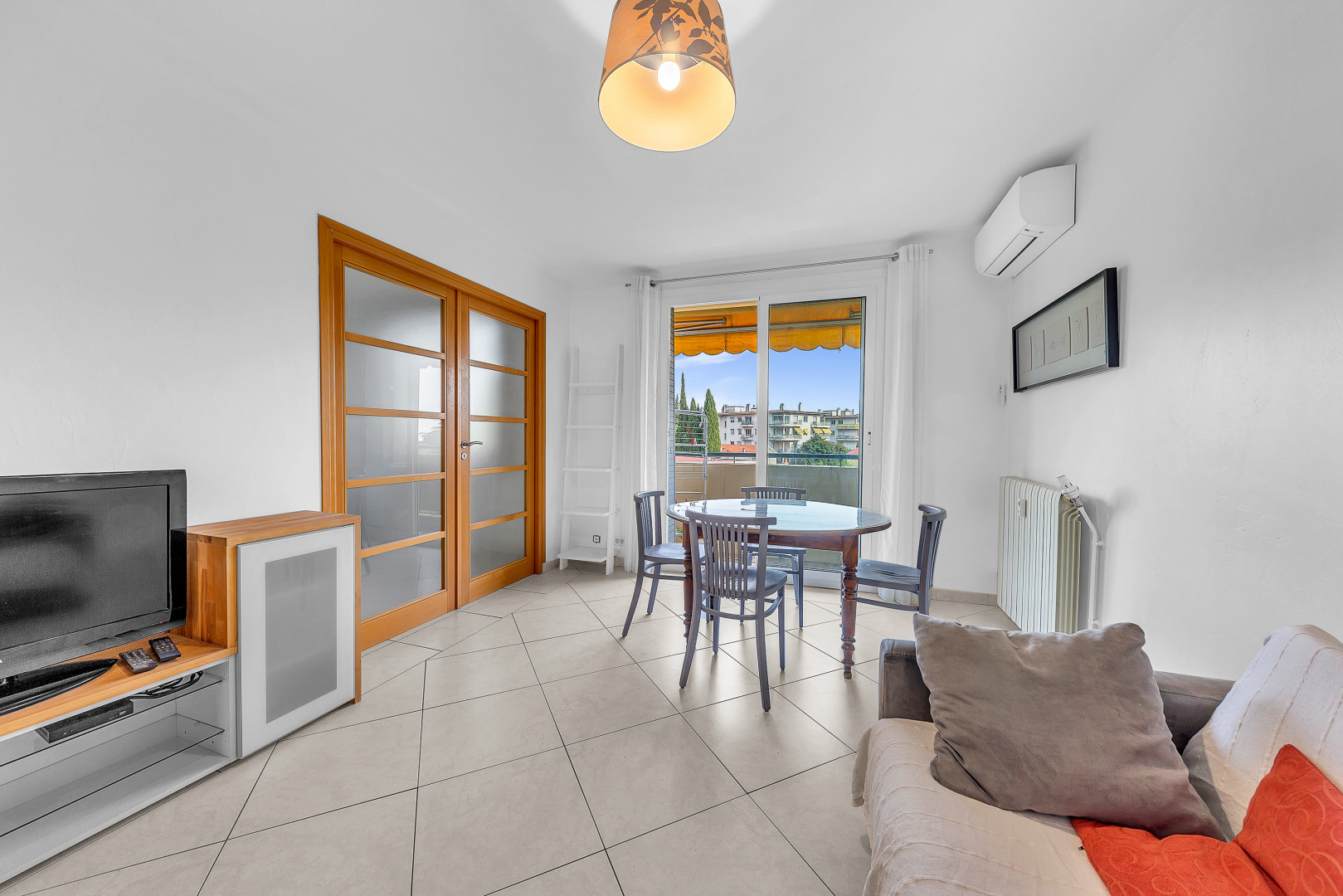 
                                                Location
                                                 .