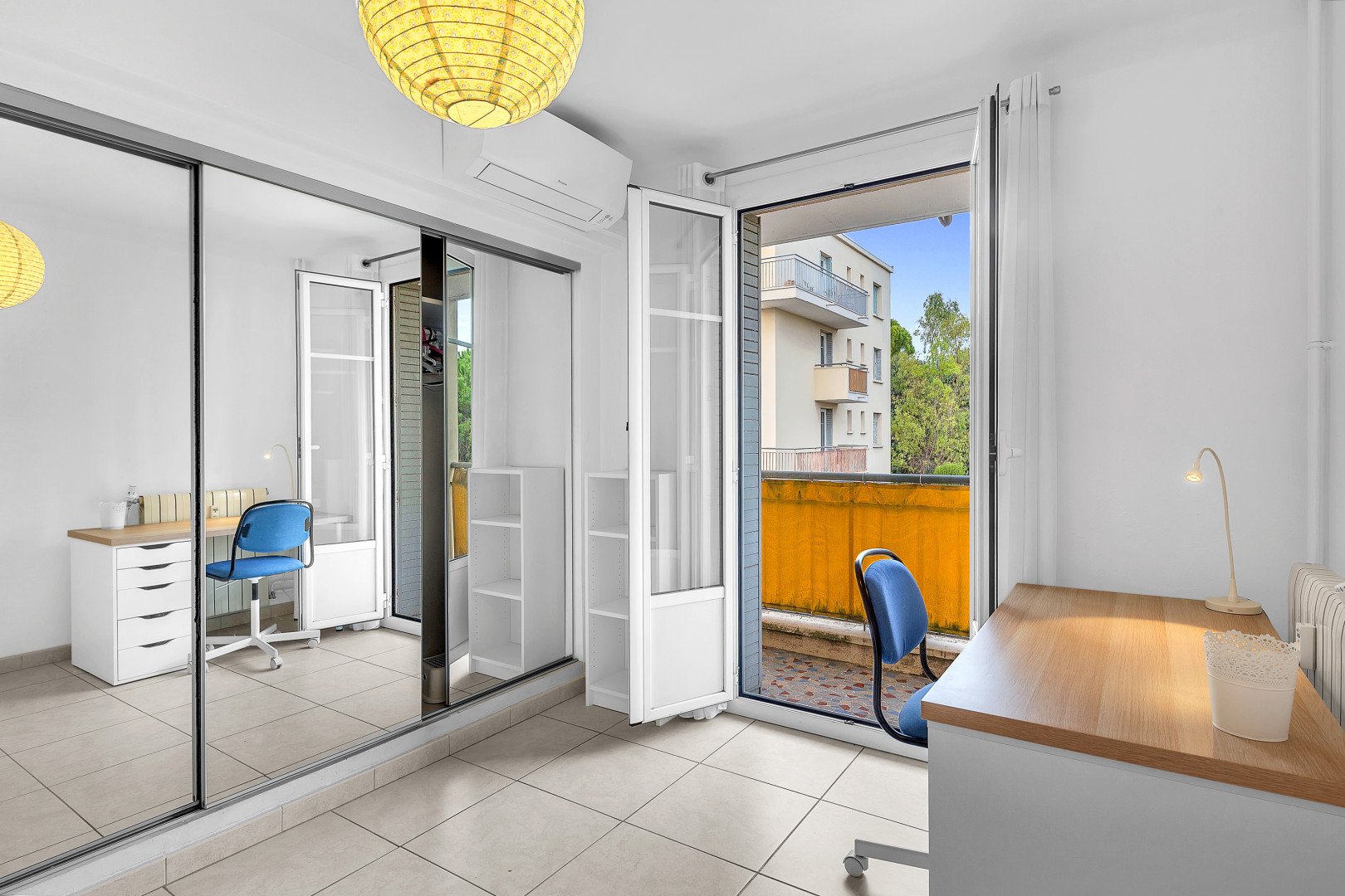 
                                                Location
                                                 .