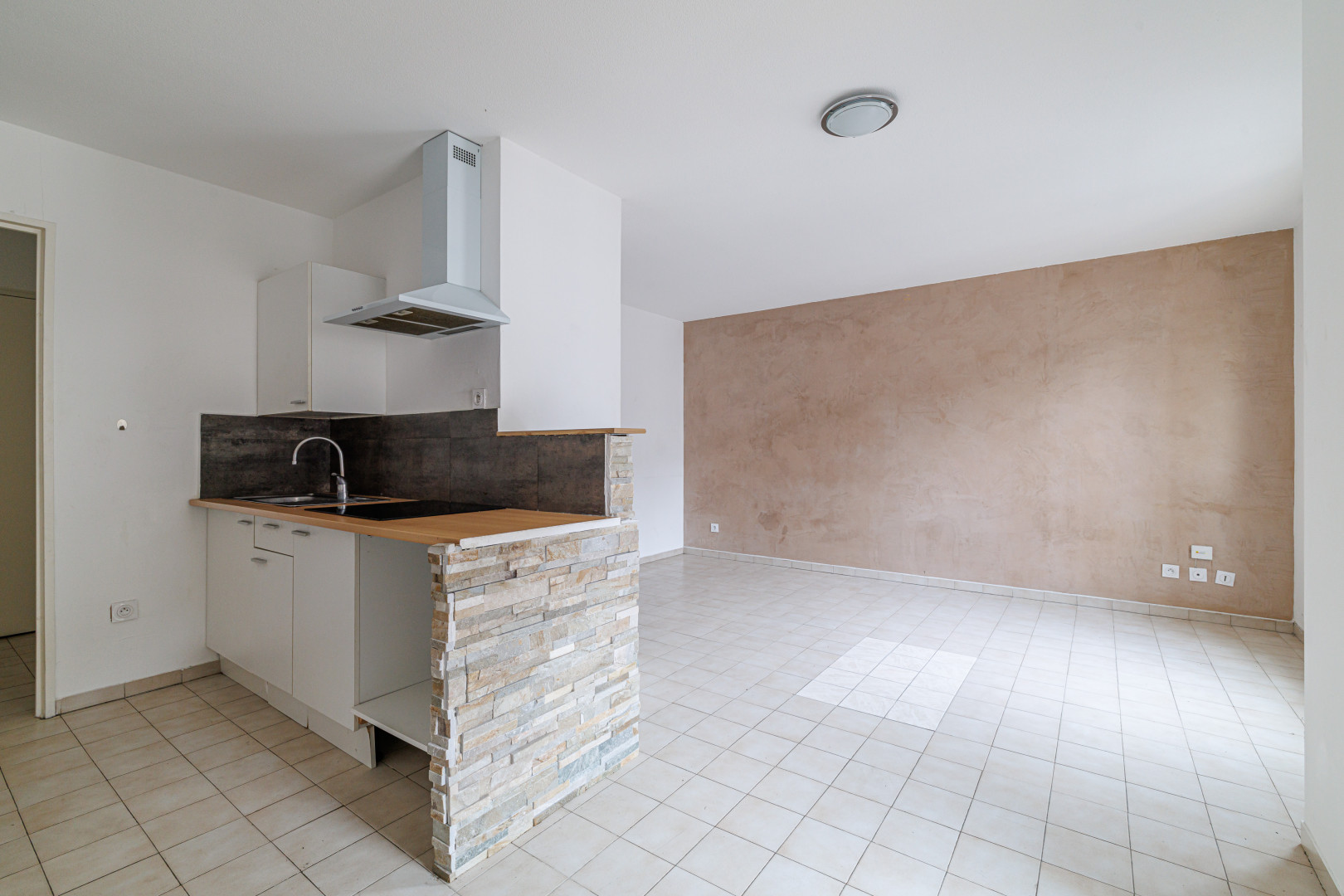 
                                                Vente
                                                 .