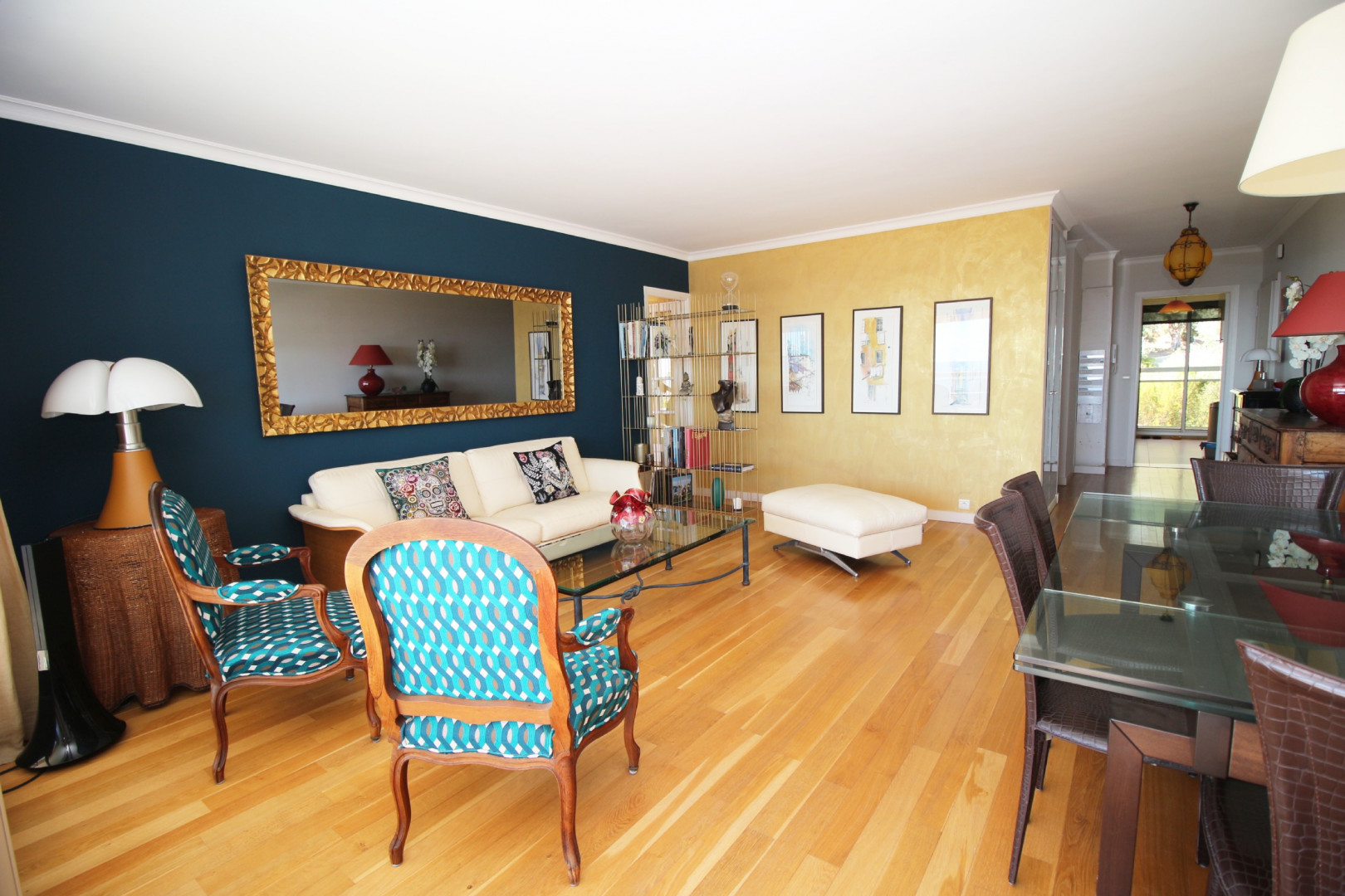 
                                                Vente
                                                 .