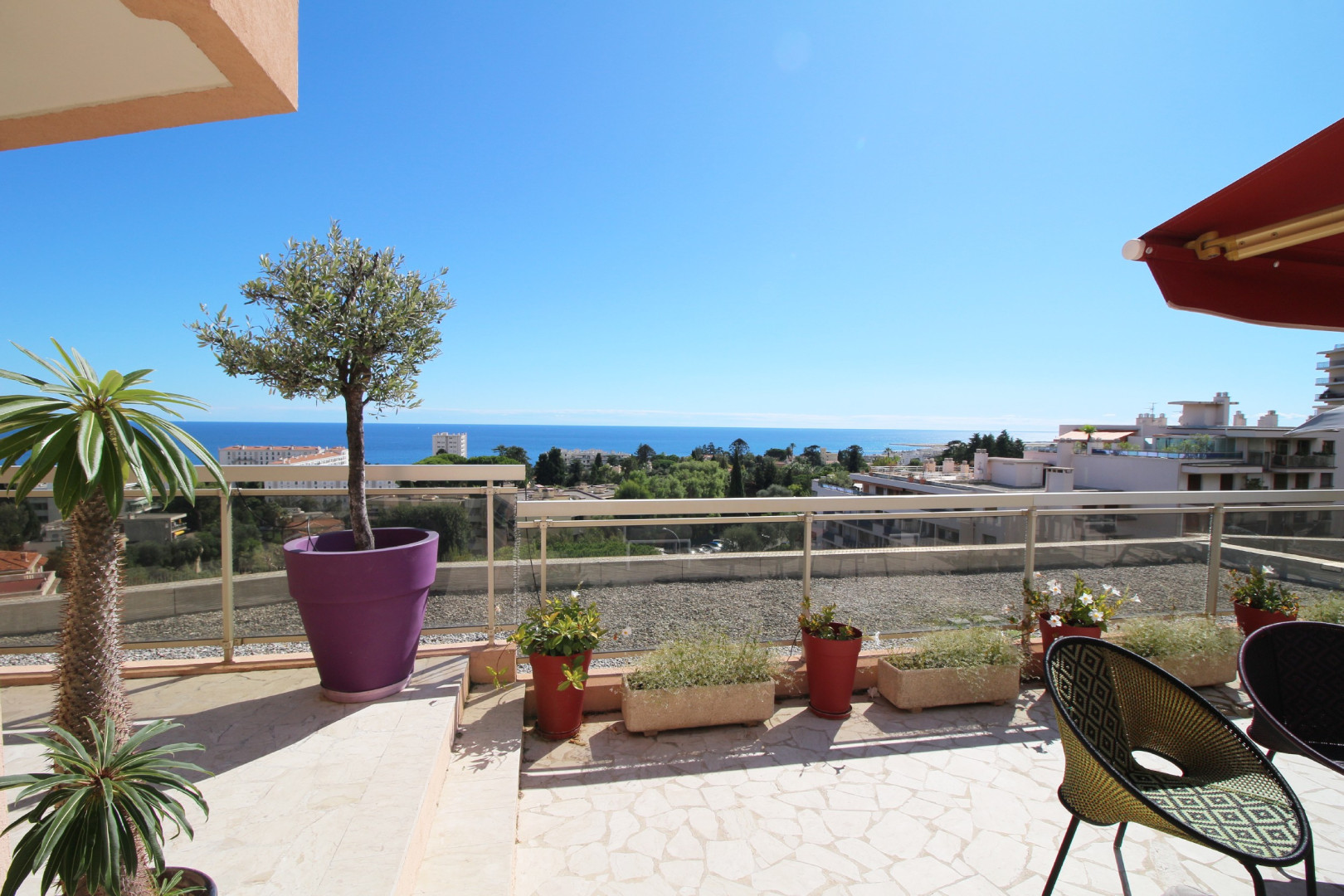 
                                                Vente
                                                 .