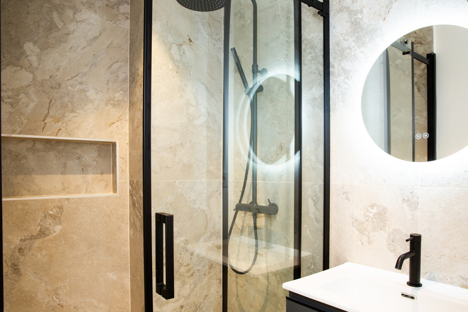 
                                                Vente
                                                 .