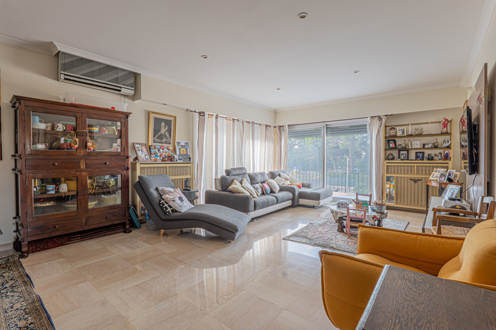 
                                                Vente
                                                 .