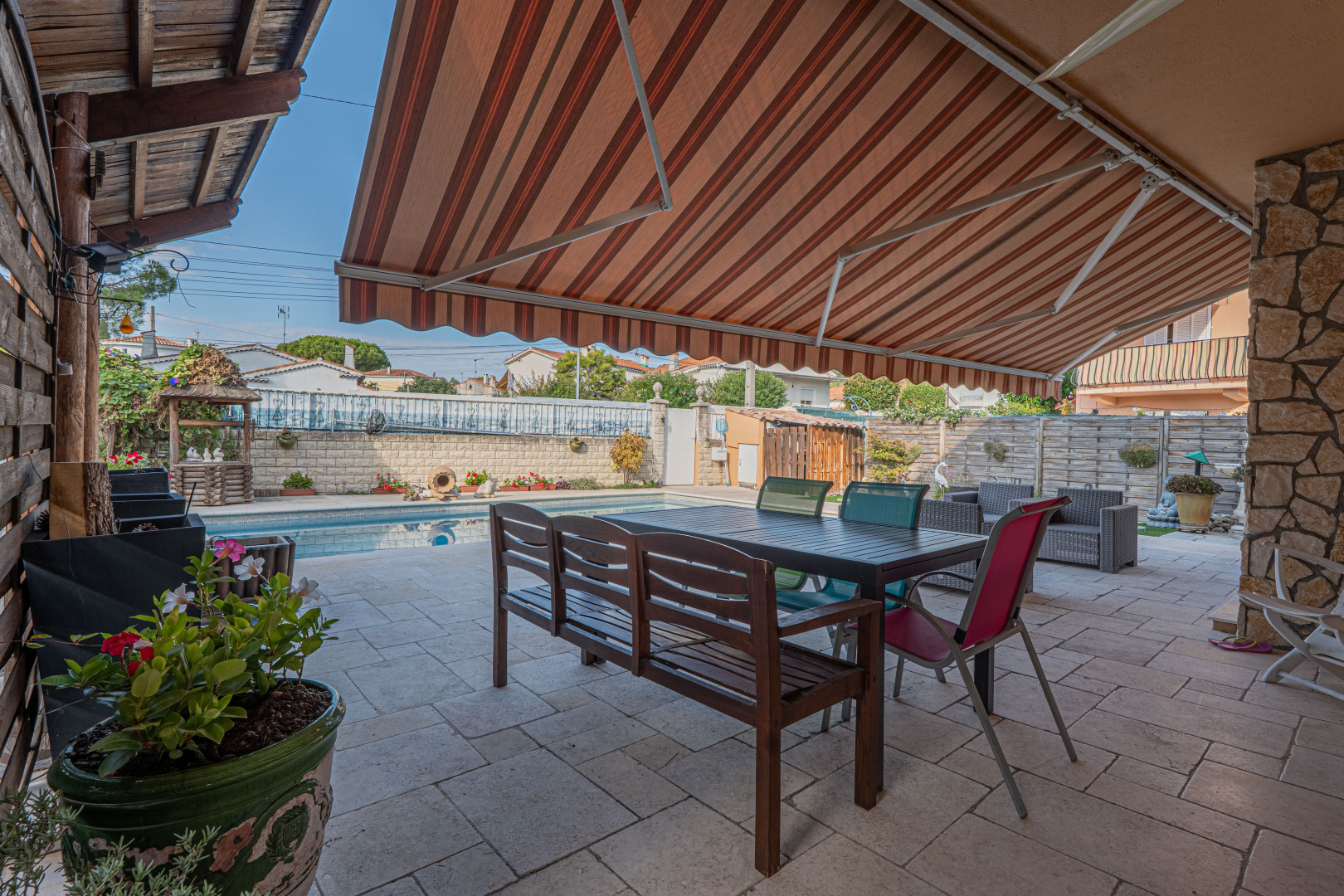 
                                                Vente
                                                 .