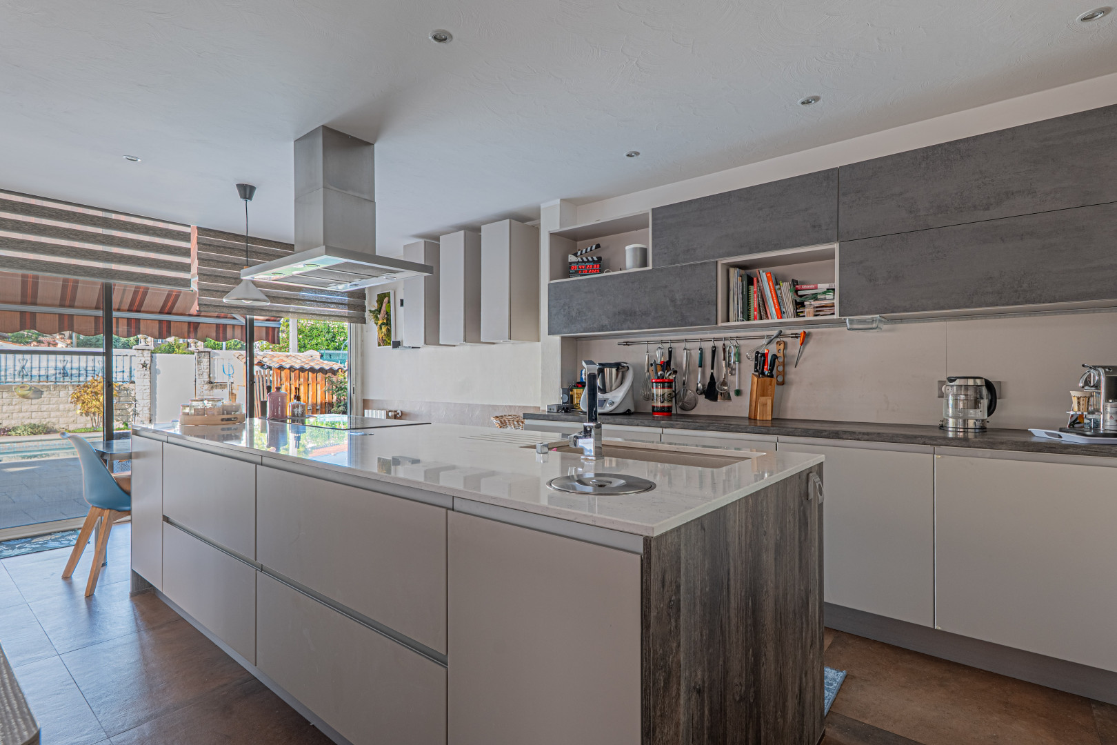 
                                                Vente
                                                 .