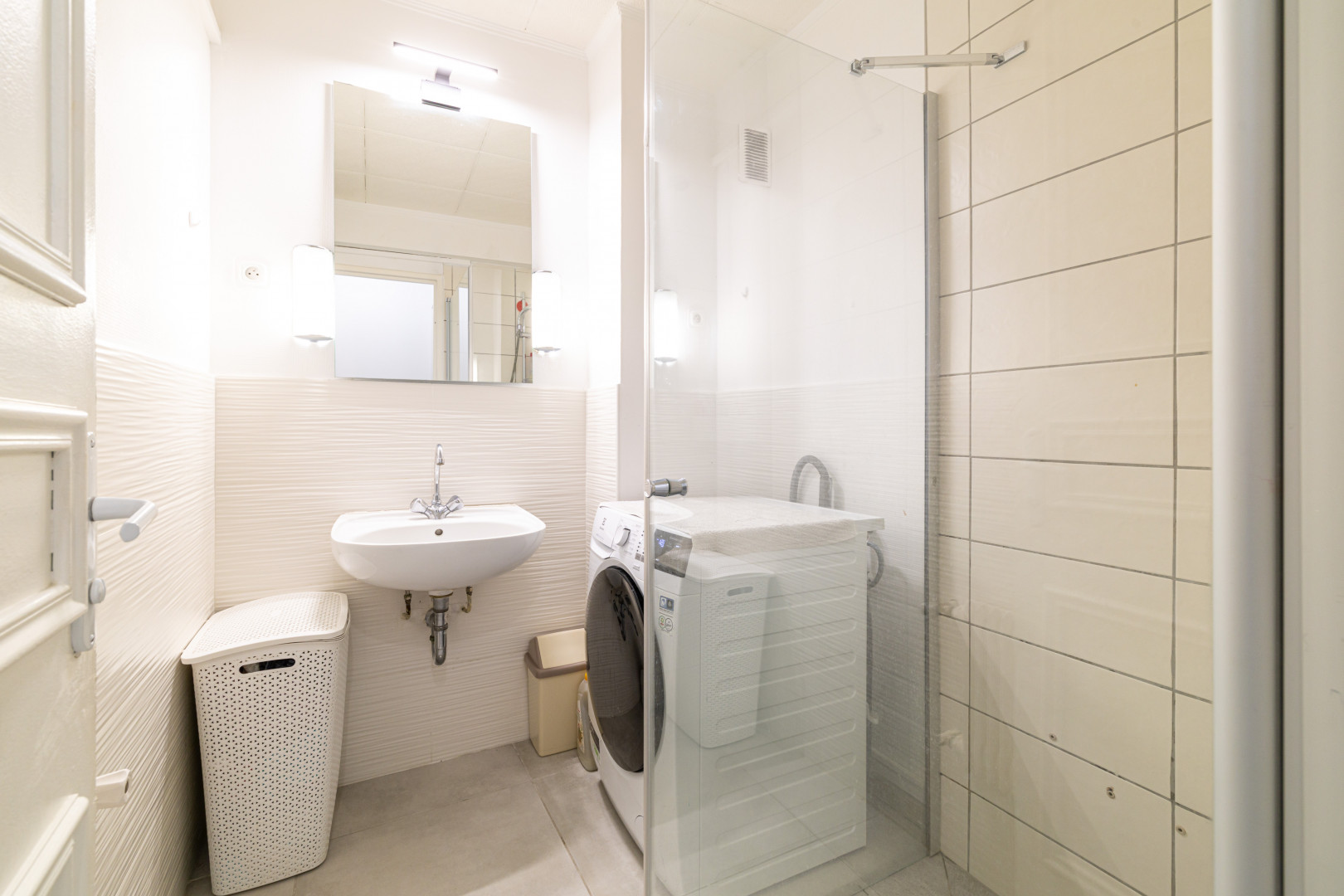 
                                                Vente
                                                 .