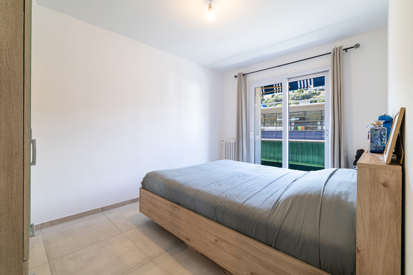 
                                                Vente
                                                 .