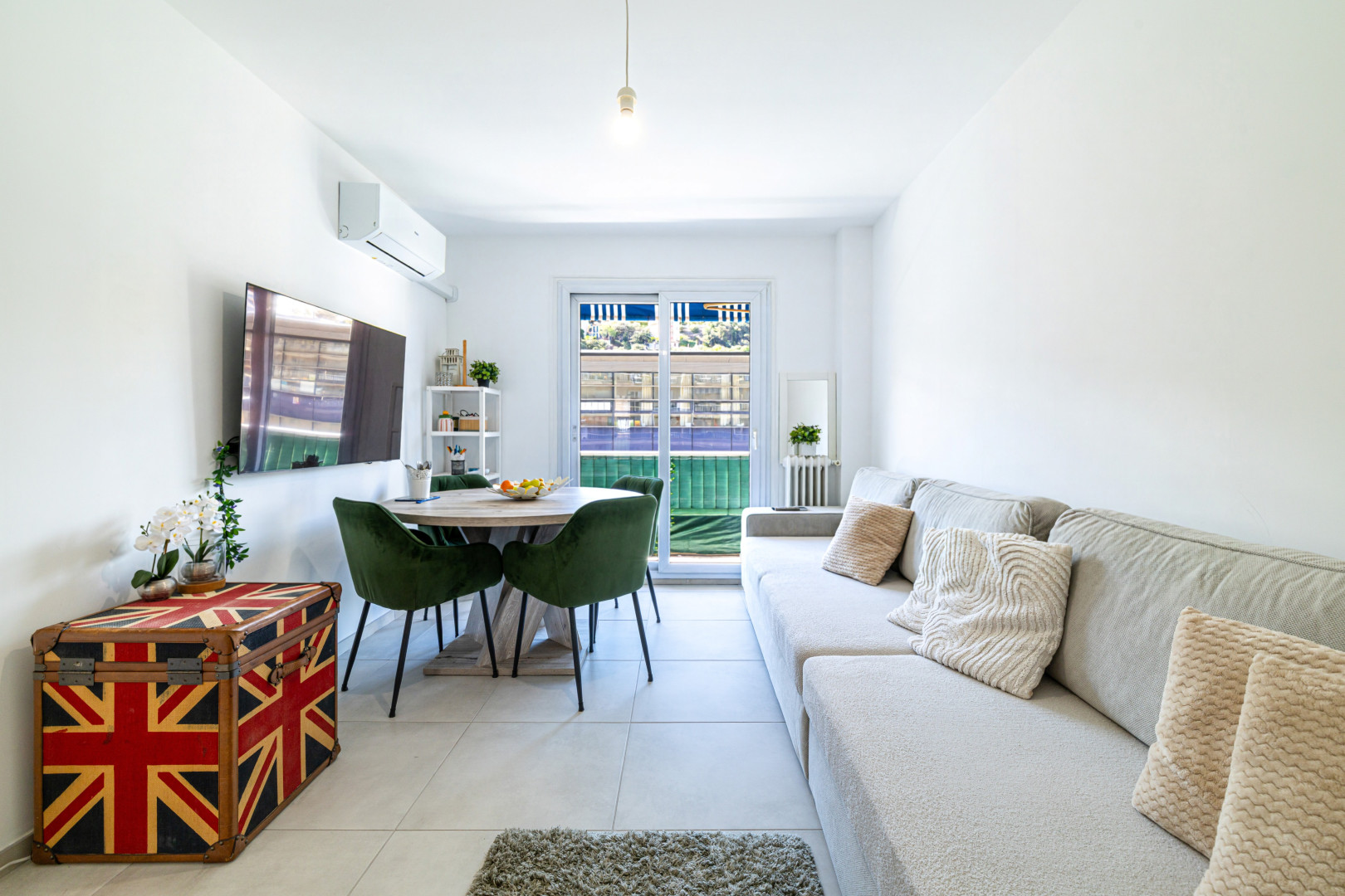 
                                                Vente
                                                 .