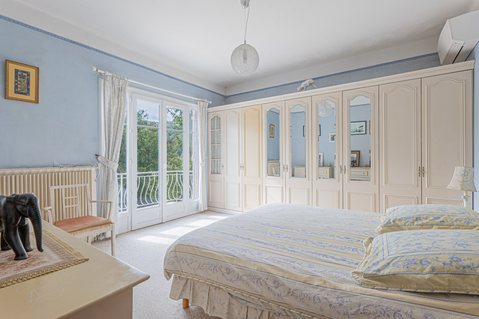 
                                                Vente
                                                 .