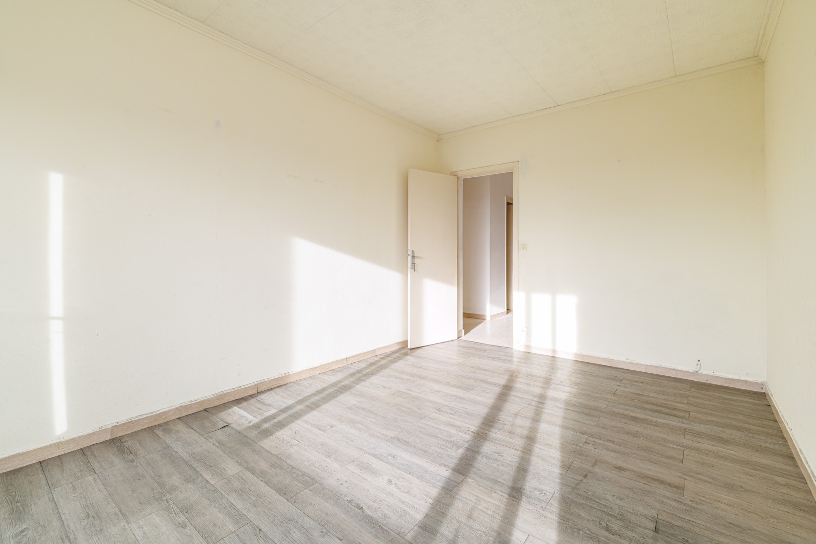 
                                                Vente
                                                 .