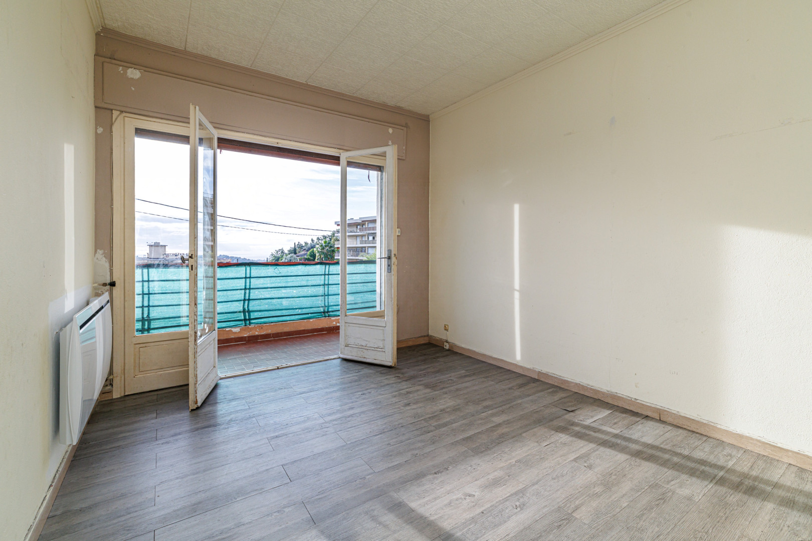 
                                                Vente
                                                 .