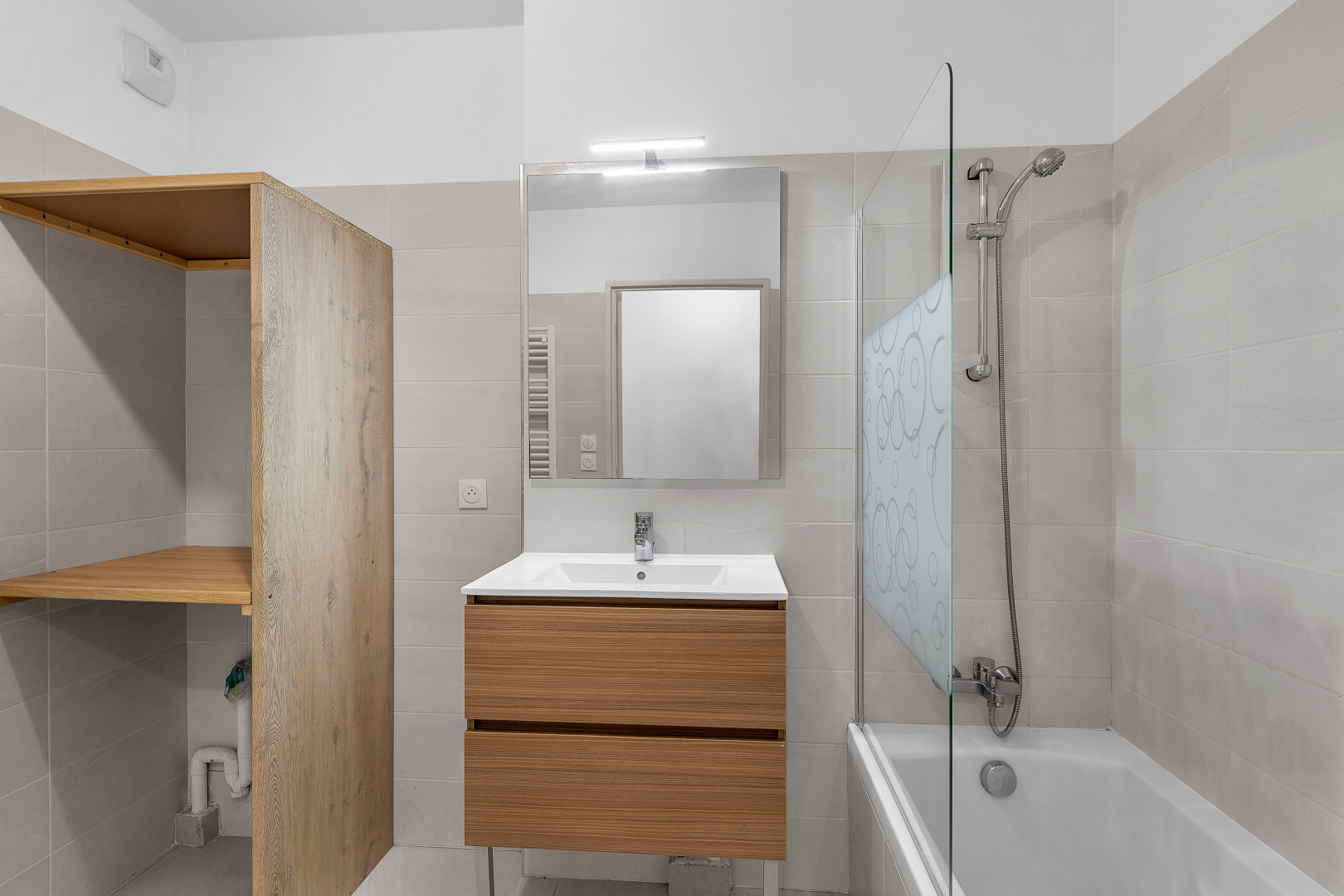 
                                                Vente
                                                 .