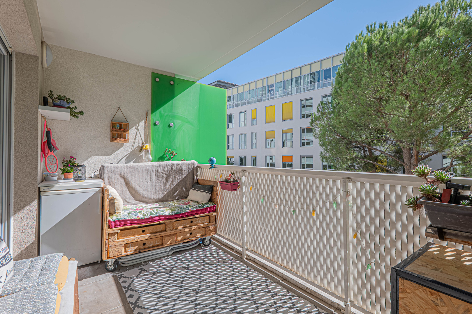 
                                                Vente
                                                 .