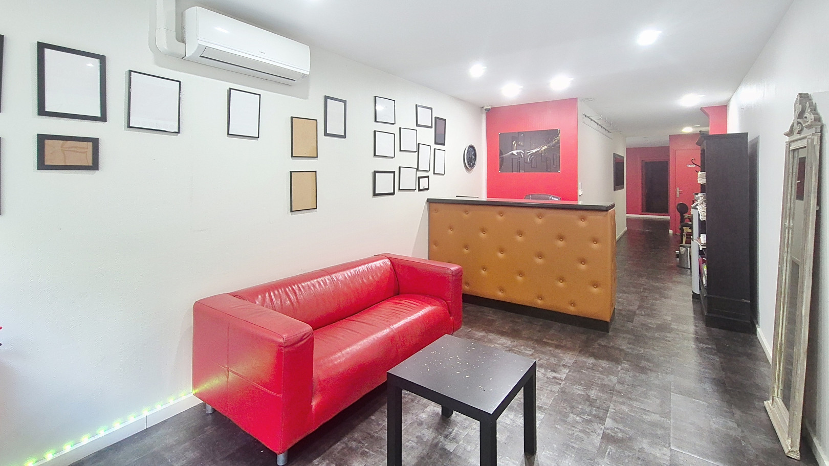 
                                                Location
                                                 .