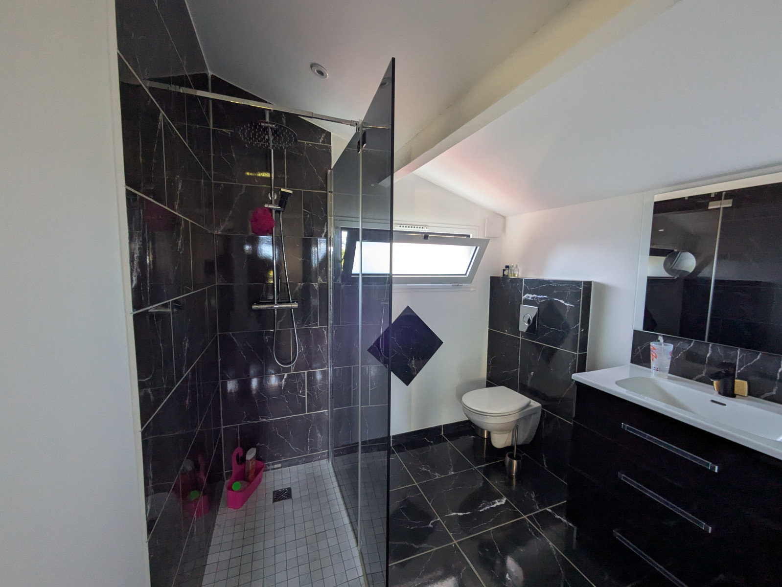 
                                                Vente
                                                 .