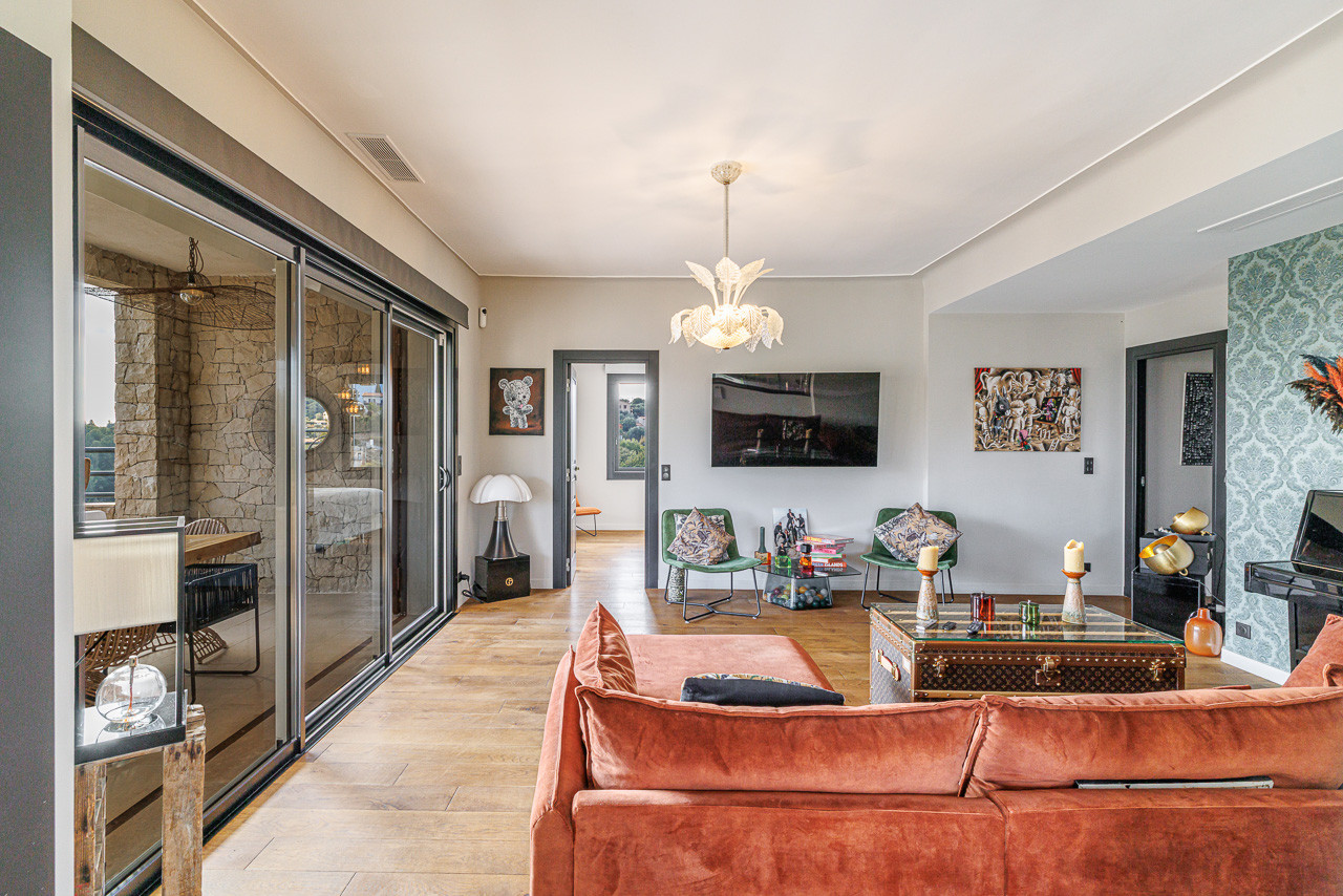 
                                                Vente
                                                 .