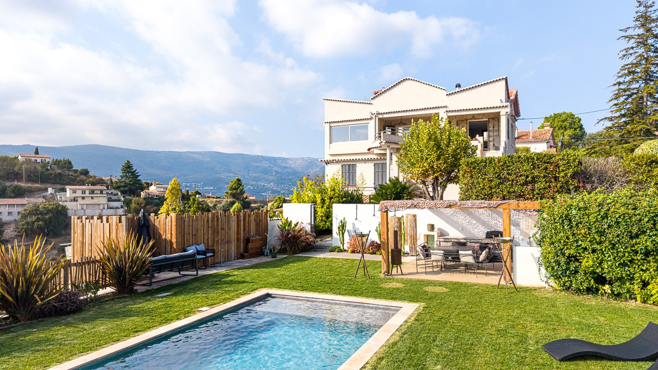 
                                                Vente
                                                 .