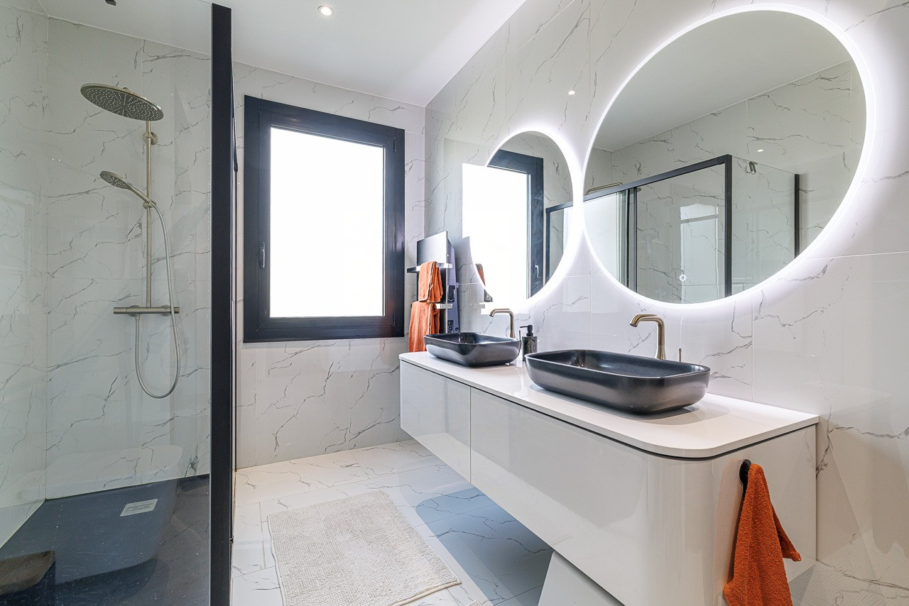 
                                                Vente
                                                 .