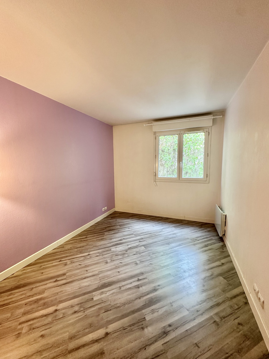 
                                                Vente
                                                 .