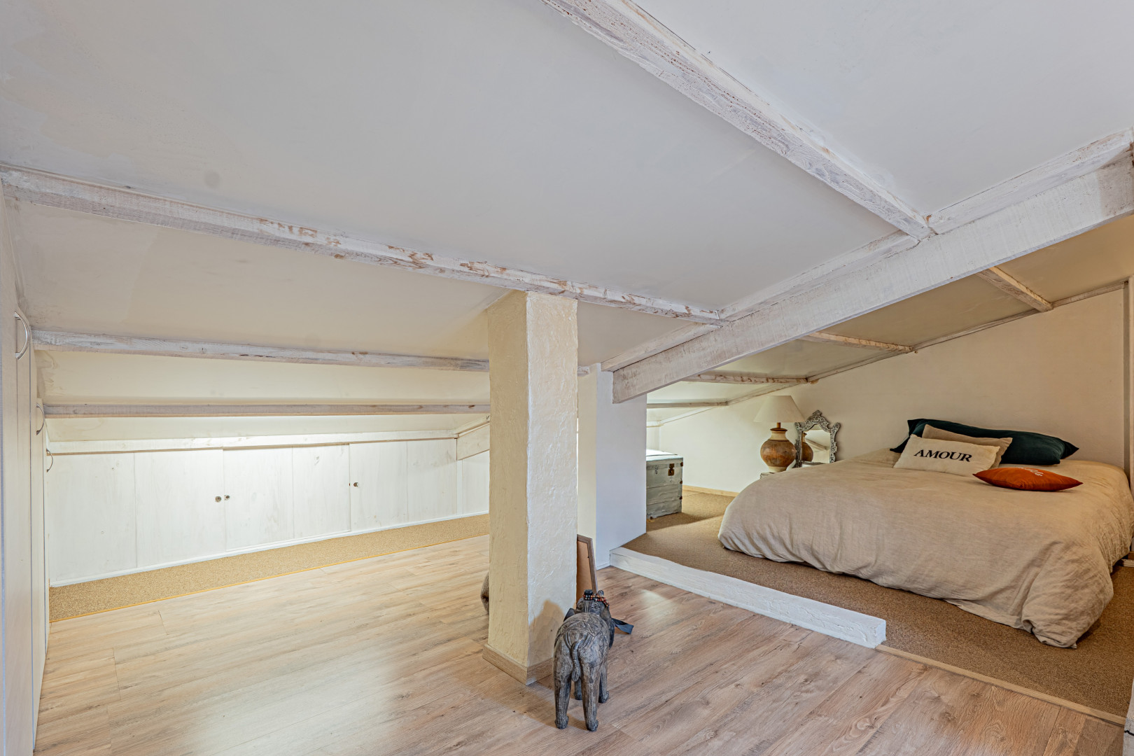 
                                                Vente
                                                 .