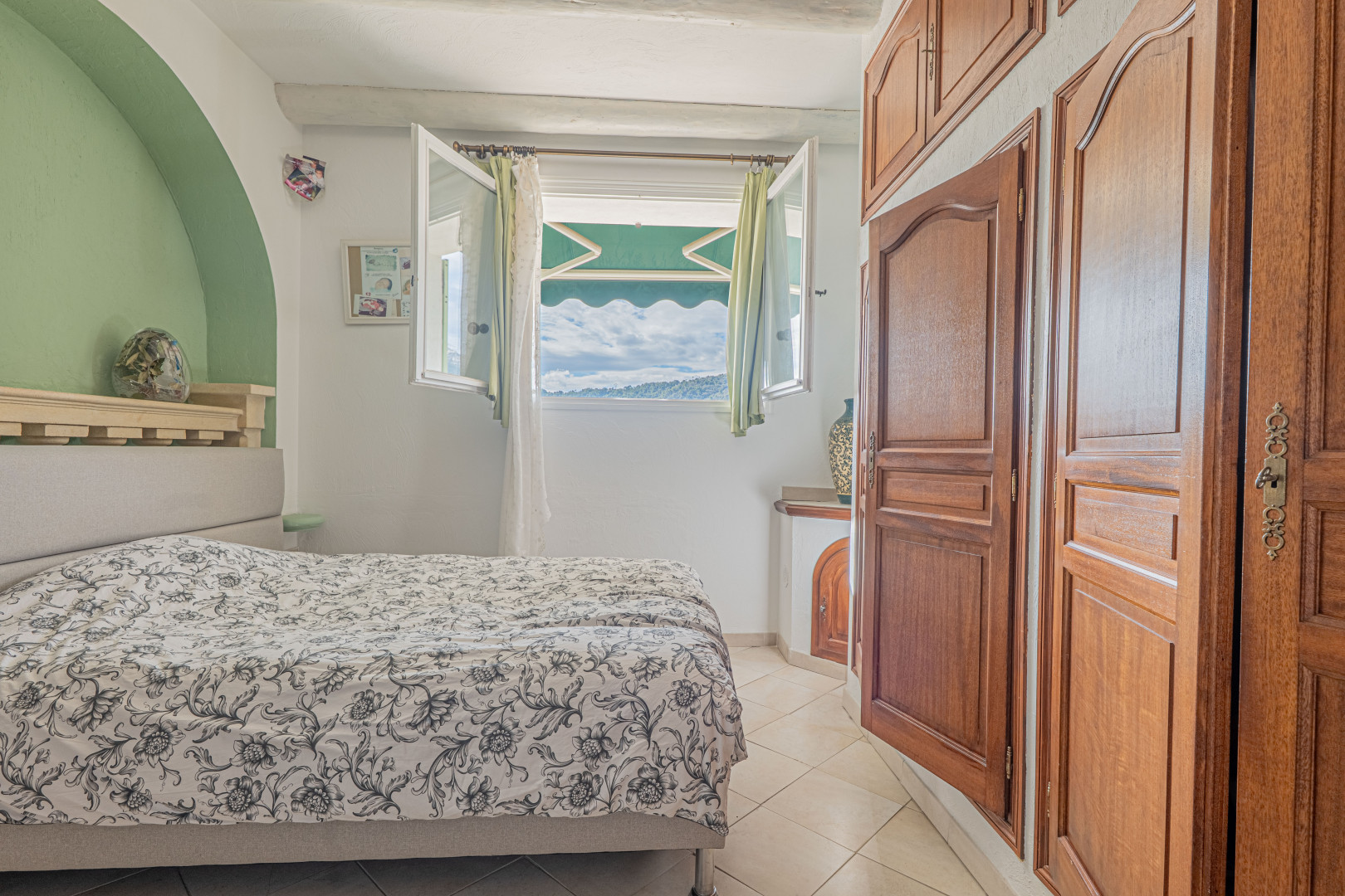 Vente
                                                 .